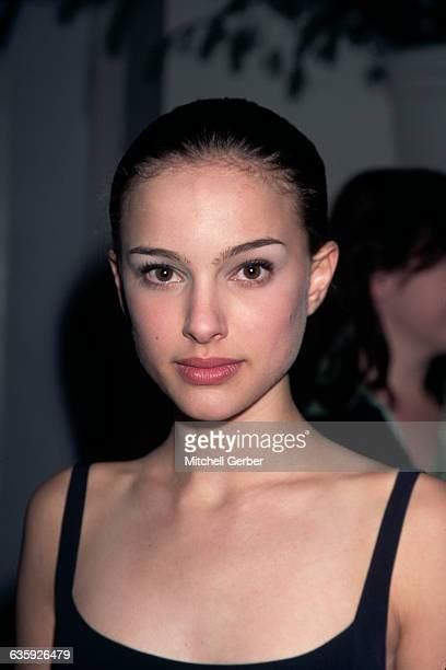 natalie portman young|211 Young Natalie Portman Stock Photos & High